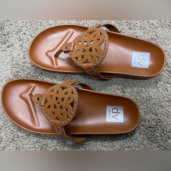🤎DV by Dolce Vita • brown laser cut slip on sandal • 7 - Picture 3 of 8